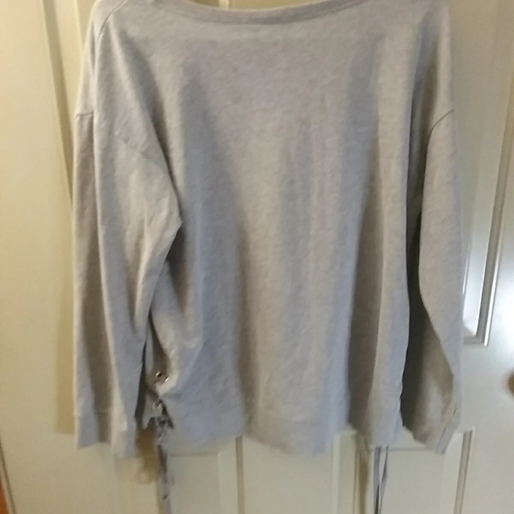 Star Wars Gray Graphic Shirt - Picture 6 of 7